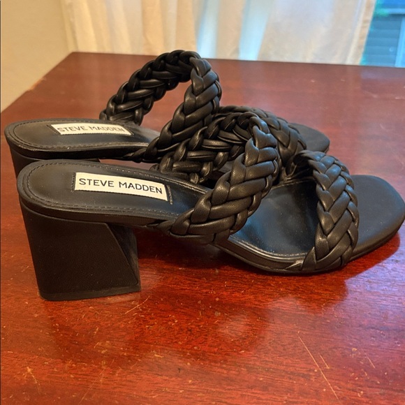 Steve Madden Black Braided Block Heel Sandals - Picture 1 of 4